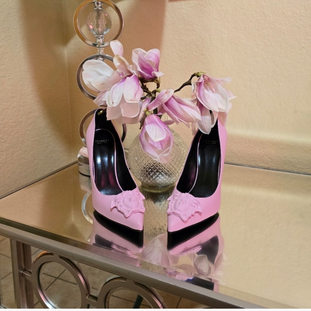 Versace medusa shoes , 100% authentic